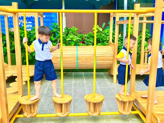 Hoạt động của bé