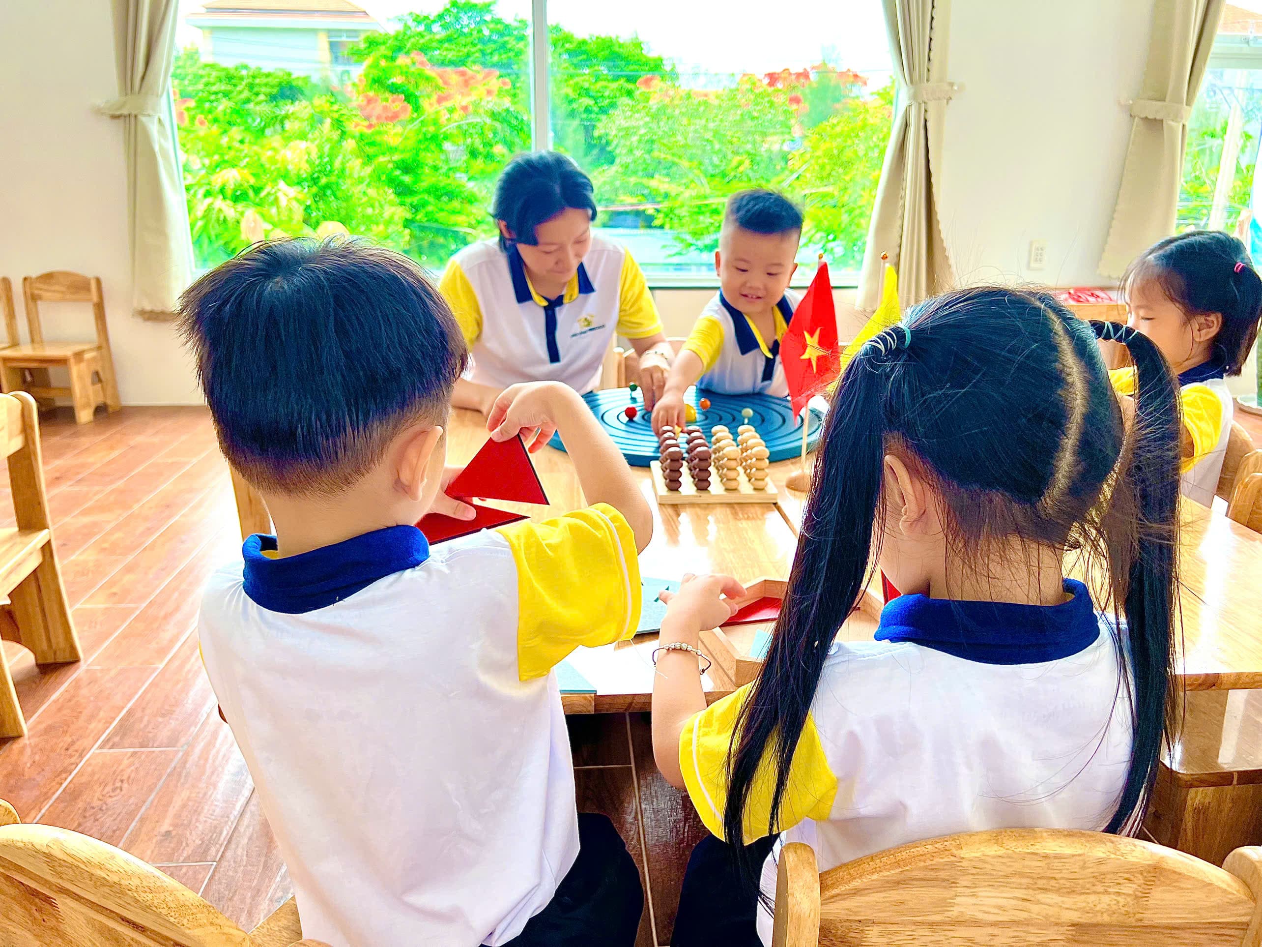 Không gian cơ sở vật chất