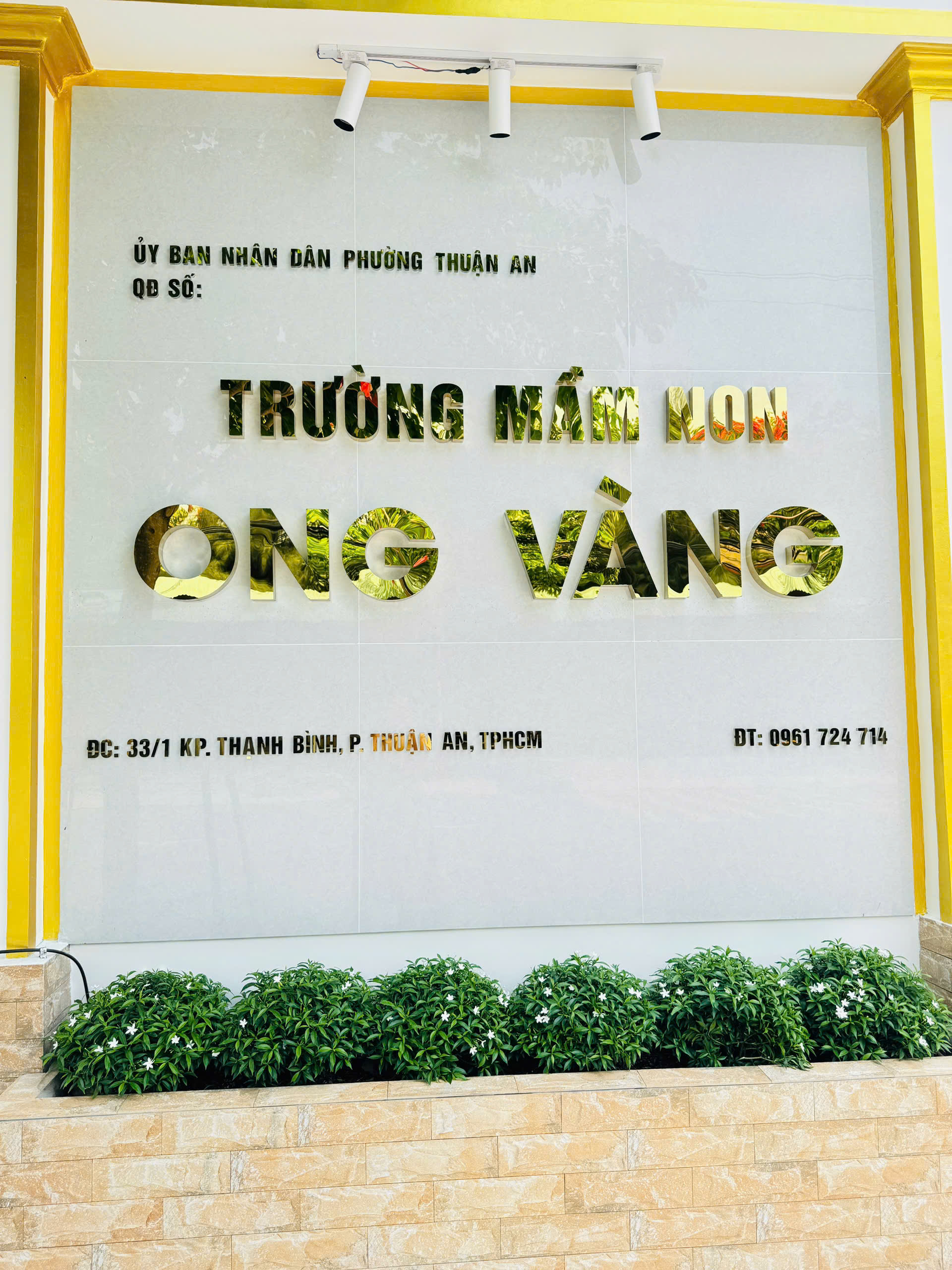 Ong Vàng Cơ Sở 2